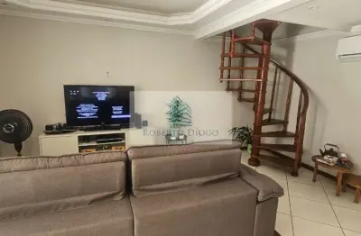 Casa em condomínio de luxo na taquara, rio de janeiro - 3 quartos, 1 suíte, 1 sala, 93m² de área - imperdível!