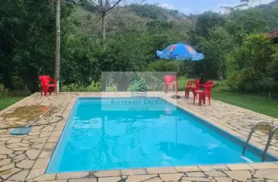 Imperdível sítio à venda em maricá-rj, bairro itapeba, 5 quartos, 1 suíte, 1 sala, 4 banheiros, 6 vagas de garagem, 24.237,50 m² de área.