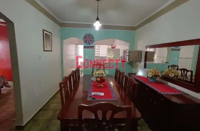 Casa de 3 quartos sendo 1 suíte  1 vaga + 1  salão   no ipiranga.