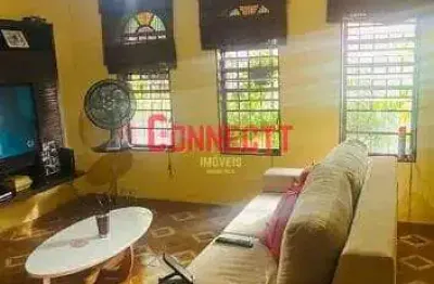 Casa de 3 quartos sendo 1 suite e 4 vagas de garagem no sumarezinho