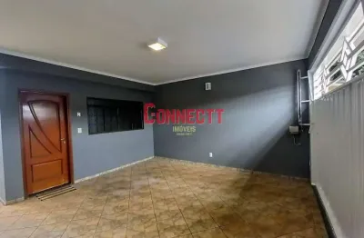 Casa de 2 quartos sendo 1 suite  e 2 vagas no ipiranga.