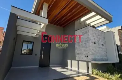 Casa de 3 quartos sendo 1 suite 4 vagas e piscina em condomínio.