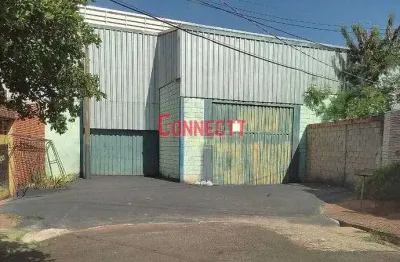 Galpão de 527m² de terreno  sendo 396m² de área construída no bairro  jardim castelo branco.