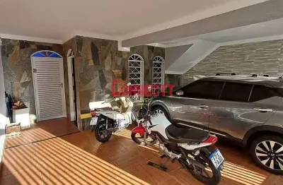 Casa sobrado à venda de 3 quartos sendo 2 suites 2 vagas no  bairro monte alegre.