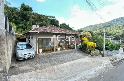 Casa com 3 quartos à venda na Pedro Francisco, Centro, Guaramirim