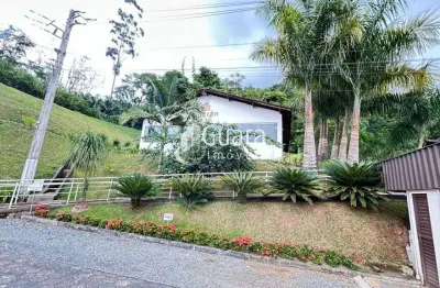 Apartamento com 2 quartos à venda na Angelo Pradi, 55, Ilha da Figueira, Jaraguá do Sul