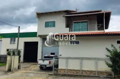 Casa com 3 quartos à venda na Marta Bruch, 120, Corticeira, Guaramirim