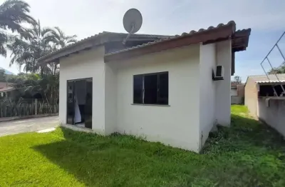Casa com 1 quarto à venda na Rua Ângelo Demarchi, 83, Santa Luzia, Jaraguá do Sul