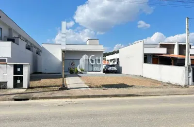 Casa à venda na Tranquelino Rosa, 180, Bananal do Sul, Guaramirim
