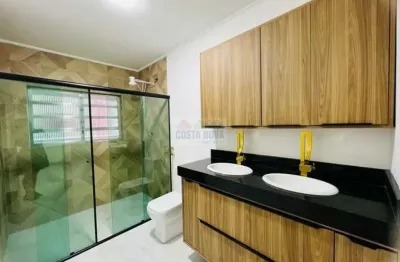 Apartamento de 100 m² pé na areia à venda em santos. 2 quartos sendo 1 suíte, 2 banheiros, 2 vagas