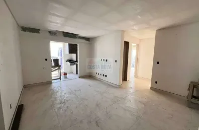 Apartamento com 2 quartos sendo os  2 suítes, uma delas com closet, 1 vaga, bairro aviação.