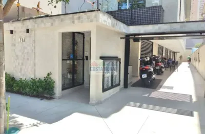 Casa de 2 pavimentos com design moderno e confortável. 2 suítes, 2 vagas de garagem