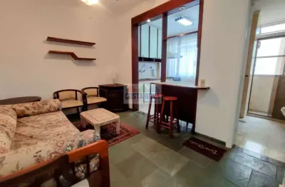 Apartamento a 2 quadras da praia, 1 quarto, 1 banheiro, 1 vaga. bairro do gonzaga