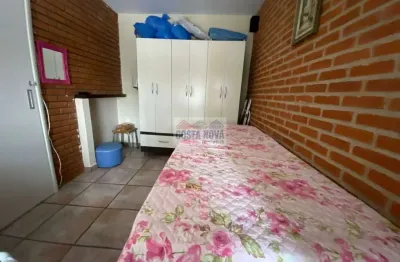 Apartamento com 2 quartos, 1 banheiro, 1 vaga. a uma quadra praia, bairro pompeia