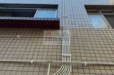 Apartamento com 2 dormitórios, 1 banheiro, 1 vaga. bairro guilhermina