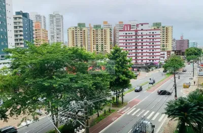 Apartamento à venda com 2 dormitórios, 1 vaga com  96m² no canto do forte a 100 metros do mar