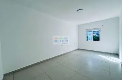 Ótimo apartamento de 2 quartos sendo 1 suíte, reformado, amplo e iluminado no coração do gonzaga!