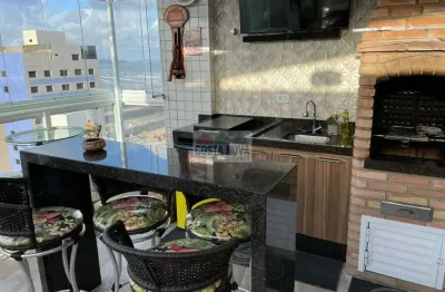 Cobertura duplex com 3 suítes, 4 banheiros, 2 vagas, de frente para o mar