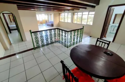 Apartamento com 3 quartos frente para a praia. 180 m², 2 vagas