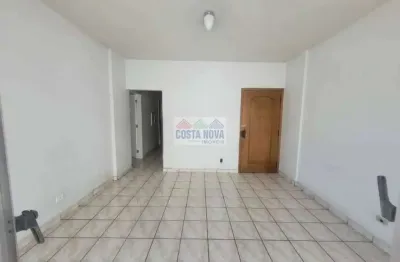 Apartamento 2/d, mais charmoso e bem localizado no gonzaga, santos. ele está a poucos passos do shop