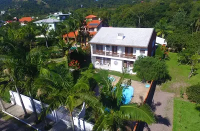 Casa 5 suítes a 150m do mar – praia de taquaras, balneário camboriú