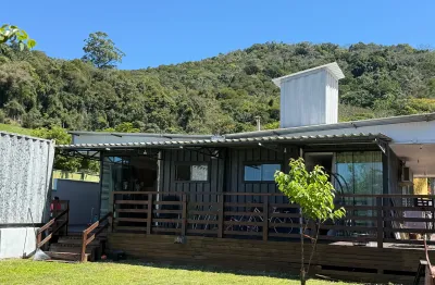 Casa 3 quartos (1suíte + 2 demisuite) praia do estaleiro balneario camboriú/sc