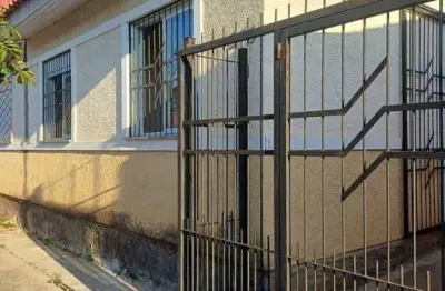 Casa com 2 quartos para alugar na Rua Noiva do Mar, Jardim Betânia, Cachoeirinha