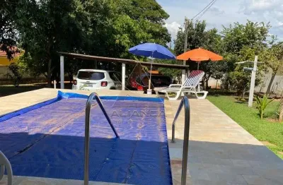 Casa com 2 quartos à venda no Centro, Descalvado 