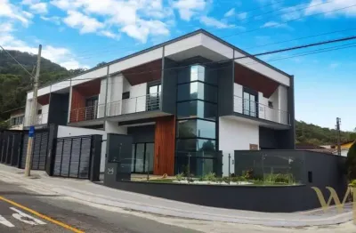 Casa com 3 quartos à venda na rua rio negrinho, 518, saguaçu, joinville por r$ 1.450.000