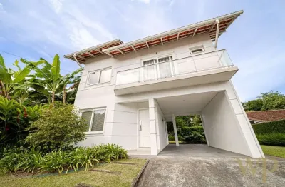 Casa com 3 quartos à venda na rua josé boiteux, 357, glória, joinville por r$ 1.880.000