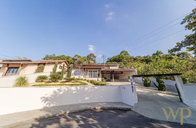 Casa com 4 quartos à venda na rua paranaguá, 1007, nova brasília, joinville por r$ 1.200.000