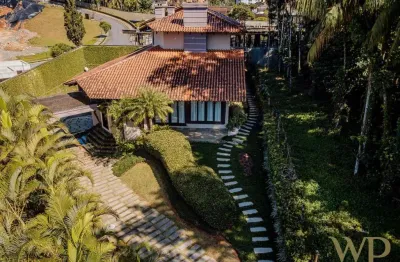 Casa com 4 quartos à venda na rua orleans, 947, américa, joinville por r$ 3.000.000