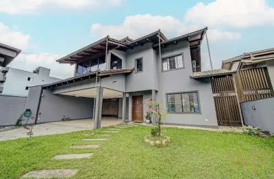 Casa com 2 quartos à venda na rua doutor gerkes de sellos rocha, 332, santo antônio, joinville por r$ 1.450.000