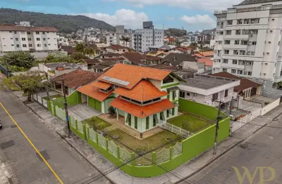 Casa com 4 quartos à venda na rua josé gerard rolin filho, 318, bom retiro, joinville por r$ 1.690.000