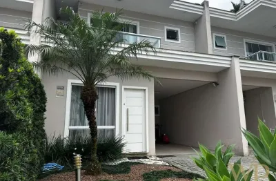 Casa em condomínio fechado com 3 quartos à venda na servidão ubatuba, 829, glória, joinville por r$ 795.000