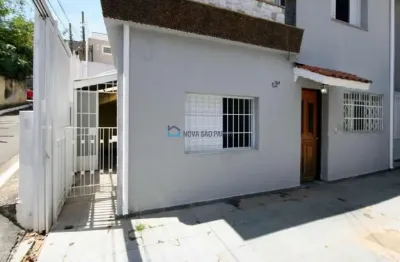 Ótima localização, imediação do metro vergueiro, prox.  hospital ac camargo câncer center