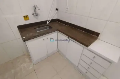 Casa com 1 quarto para alugar na Rua Francisco Mesquita, --, Saúde, São Paulo