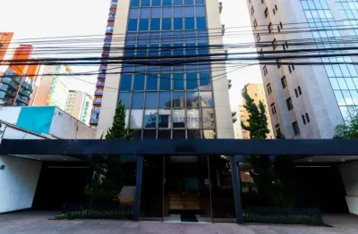 Prédio comercial 145m2 por andar; - 18 vagas no subsolo; 11* andar tem 100 m2 de área computável.
