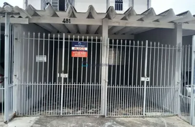 Boa localização, casa térrea com 3 dormitórios,sala,cozinha e 2 vagas!!