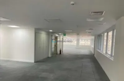 Laje corporativa na paulista com certificado de sustentabilidade.