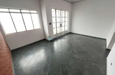 Casa com 03 dormitórios, 01 suíte na vila guarani , metrô conceição