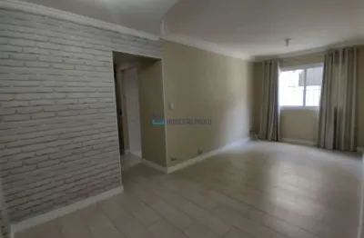 Próximo ao metrô praça da árvore, com 2 dormitórios, 1 banheiros, 1 vaga livre e 57 m²