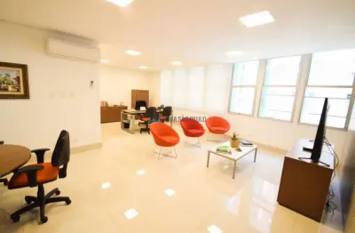 Prédio no centro de são paulo próximo à  assembléia  municipal