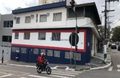 Casa comercial com 18 salas para alugar na Rua Samambaia, --, Bosque da Saúde, São Paulo