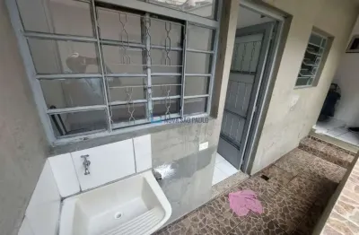 Casa com 2 quartos para alugar na Rua Itatiaia, --, Vila Guarani, São Paulo