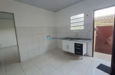 Casa com 1 quarto para alugar na Rua Braganceiros, --, Saúde, São Paulo