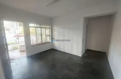 Casa comercial com 6 salas para alugar na Rua Nelson Fernandes, --, Cidade Vargas, São Paulo