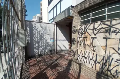 Comercial ou residencial ao lado do metrô praça da árvore na região da saúde!