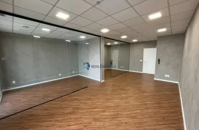 Sala comercial com 4 salas para alugar na Avenida Doutor Chucri Zaidan, --, Vila Cordeiro, São Paulo