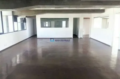 Conjunto comercial no brooklin  | 212  m² | 3 vagas | 5 banheiros | 6 salas